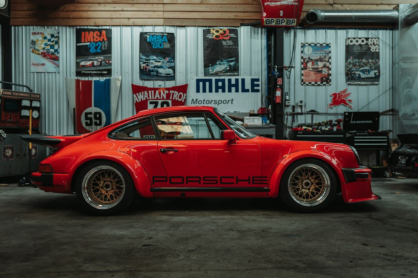 Werkstätten für Oldtimer, Titelbild