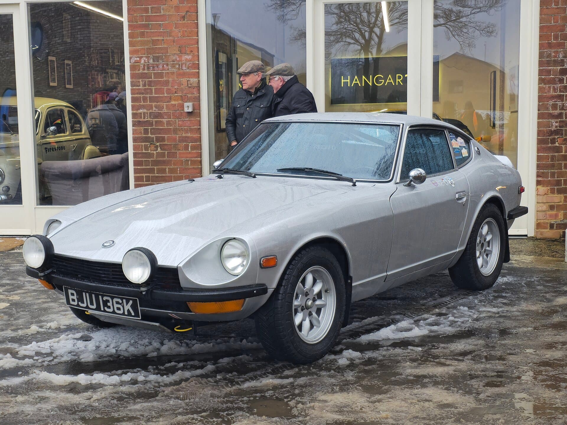 240Z S30, Titelbild