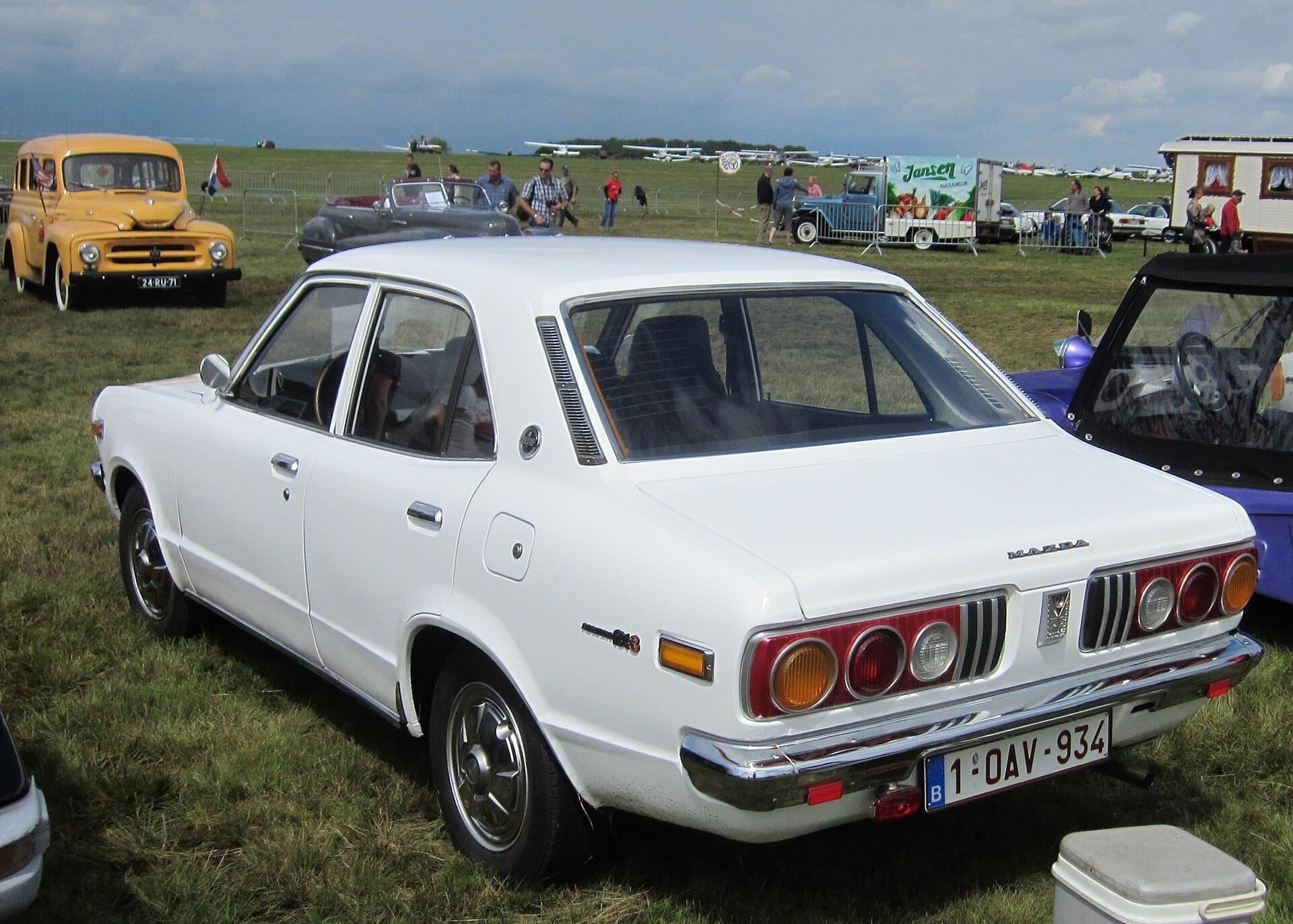 RX-3, Titelbild
