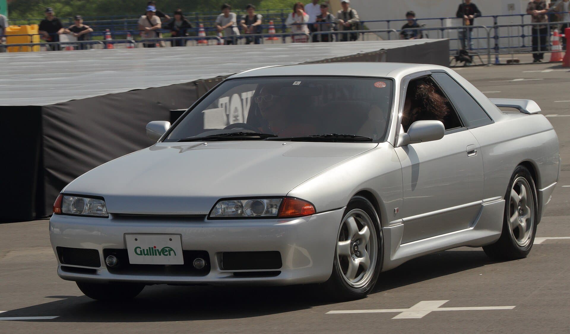 Nissan Skyline R32, Modellporträt
