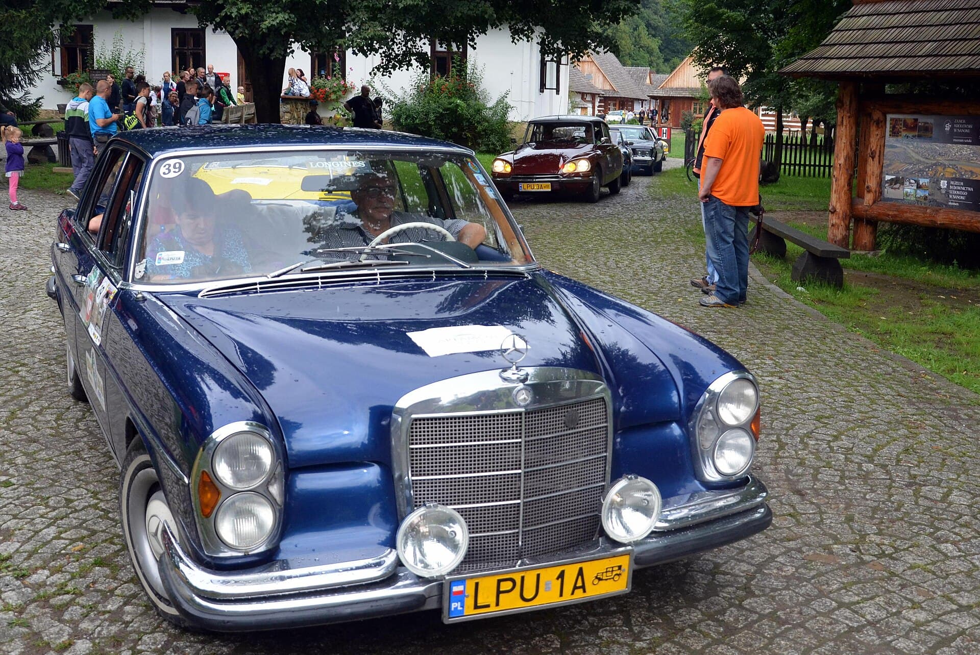 W108 S-Klasse, Titelbild