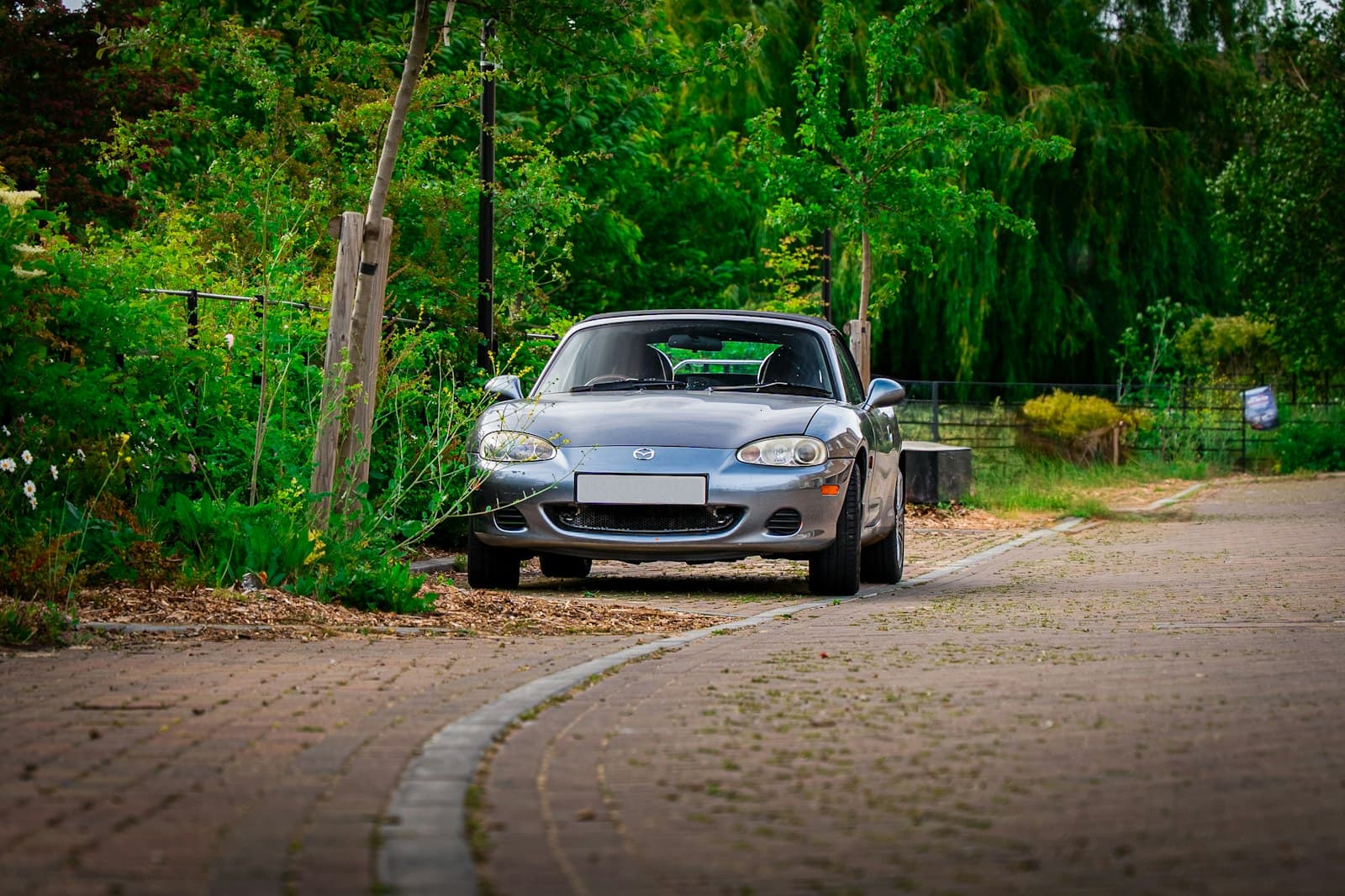 Mazda MX-5 NA kaufen: Der Roadster mit Klappscheinwerfern und worauf man achtet, Titelbild