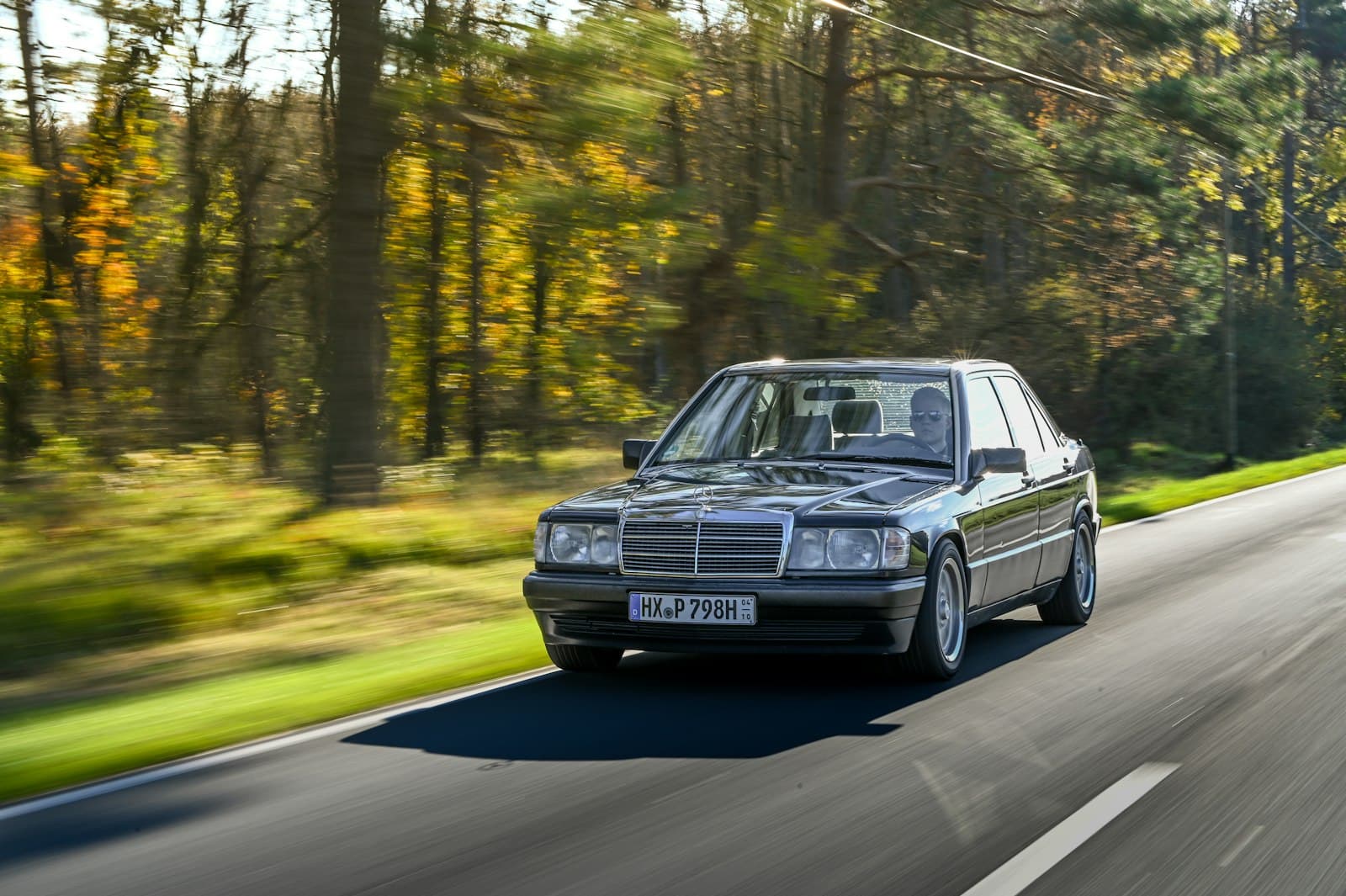 Mercedes 190 E kaufen: Welcher W201, wo er rostet, was er kostet, Titelbild