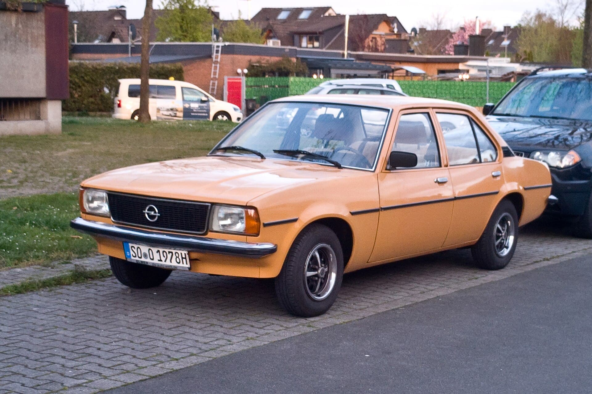 Opel Ascona B kaufen: Motoren, Rost, Preise und der 400er, Titelbild