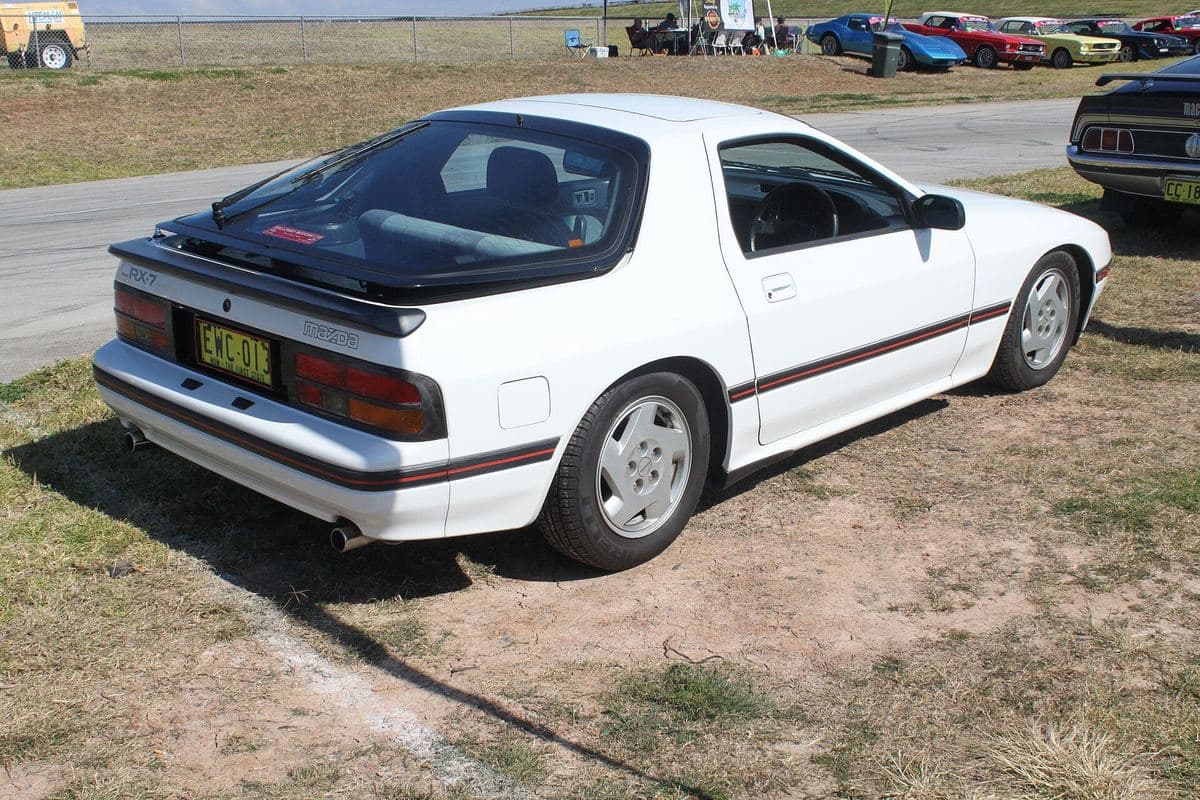 RX-7 FC, Titelbild