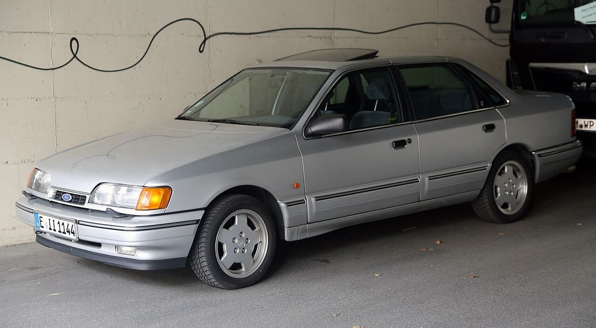Ford Scorpio I als Limousine