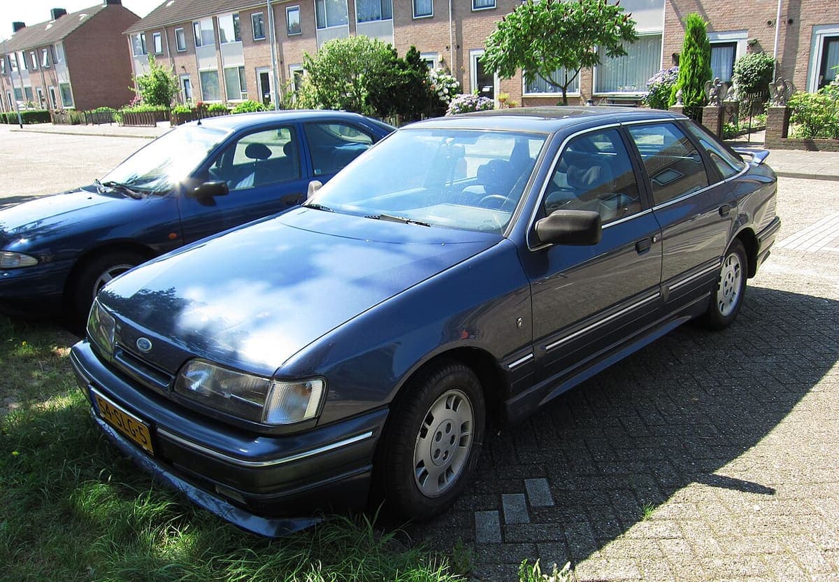 Ford Scorpio I als Schrägheck