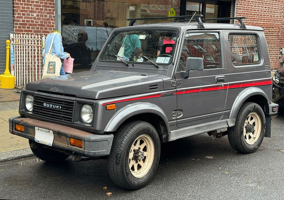 Suzuki SJ 410/413 als Geländewagen