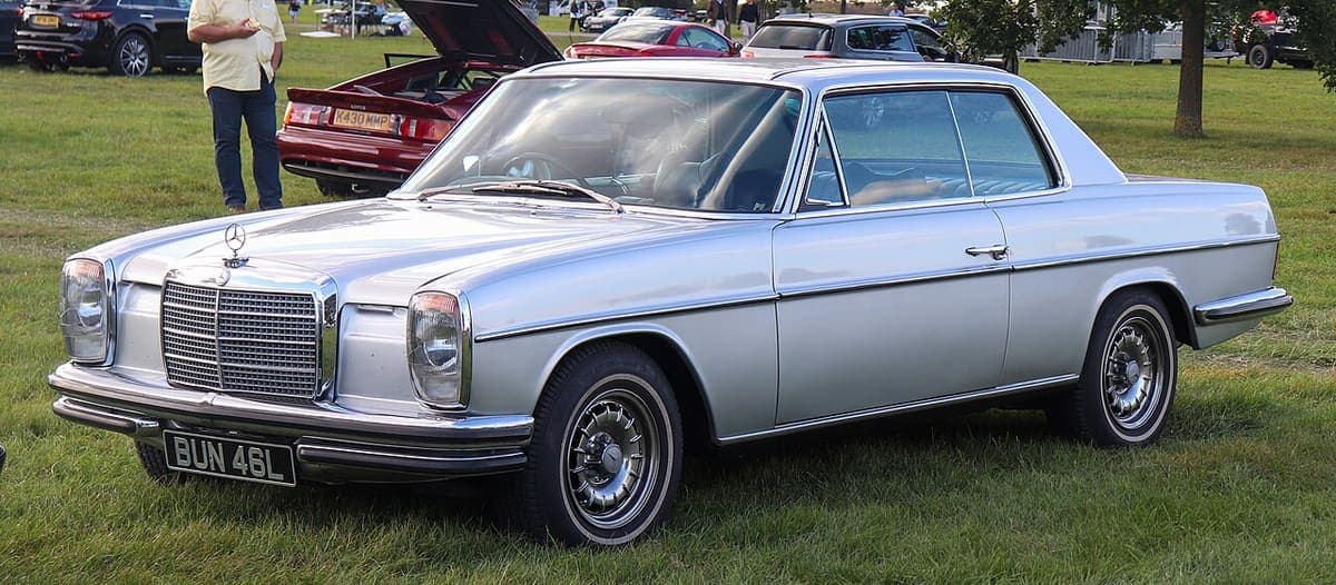 Mercedes-Benz W114/W115 als Coupé
