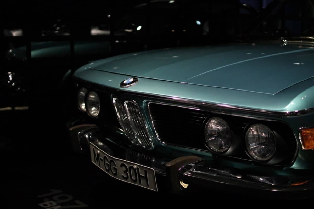 BMW Oldtimerteile BMW Oldtimerteile, Titelbild