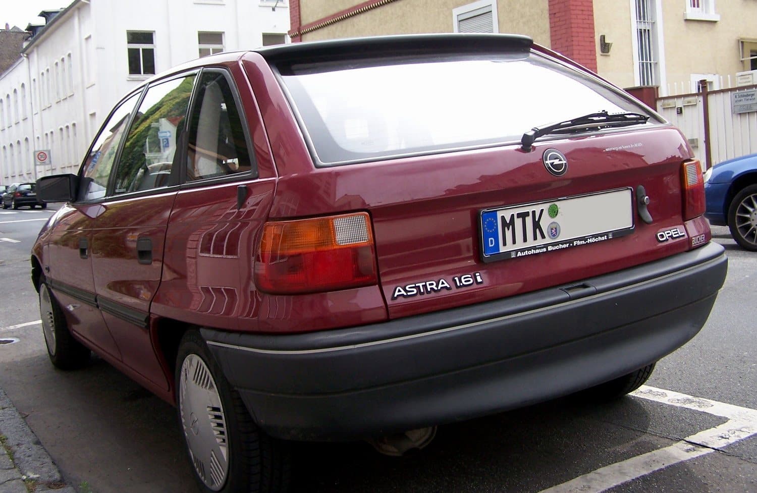 Astra F Astra F, Titelbild