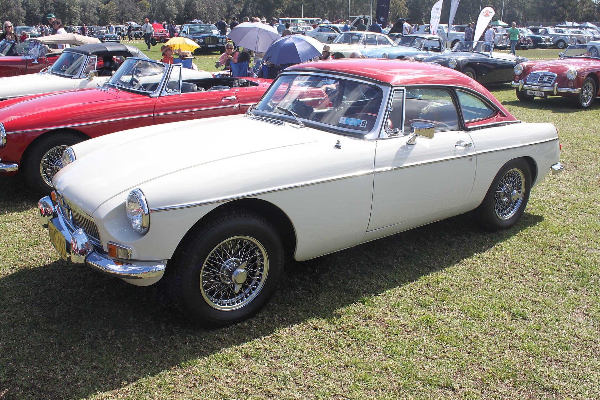 Der MGB mit Chromstoßstangen: der britische Roadster, den die Welt kaufte. Ein MG MGB Roadster