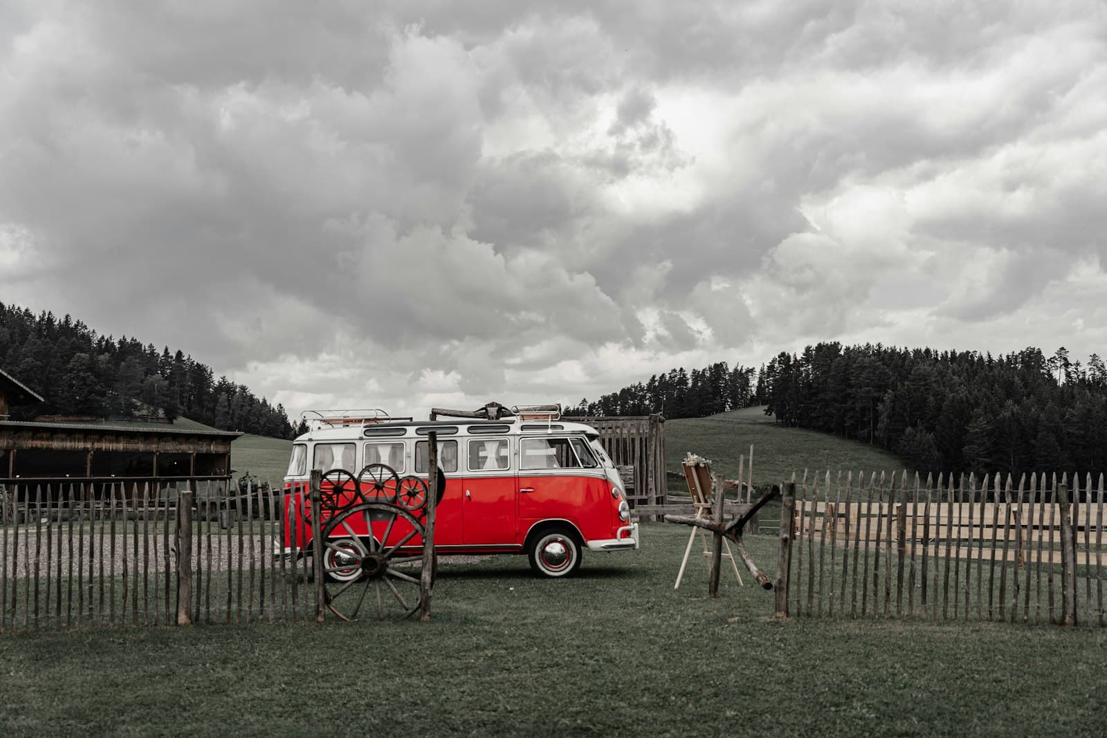 Der T3: Motor, Getriebe und Achse hinten, was dort klappert, hat einen Grund. Ein VW T3