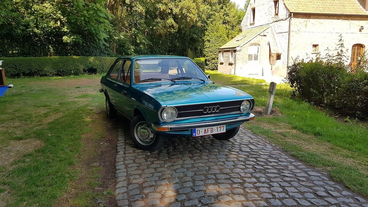 Audi 80 B1 Audi 80 B1, Modellporträt