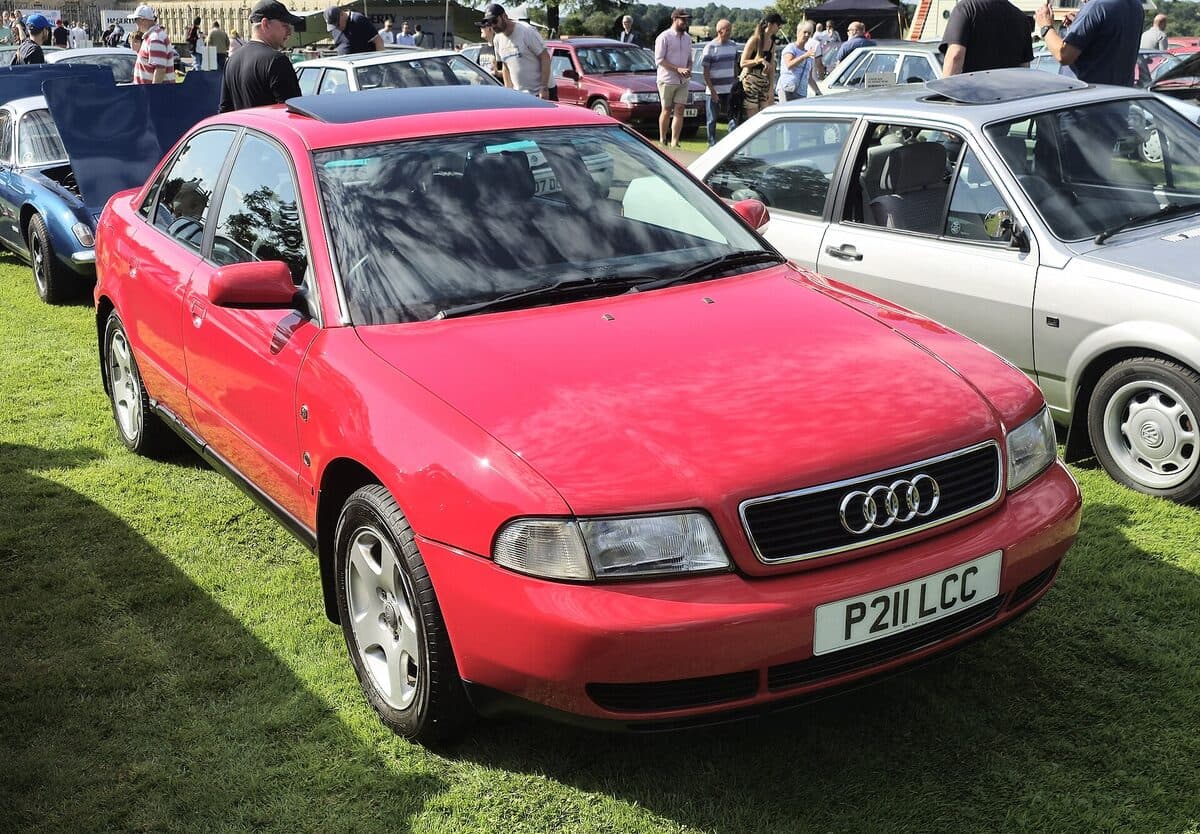 Audi A4 B5 Audi A4 B5, Modellporträt
