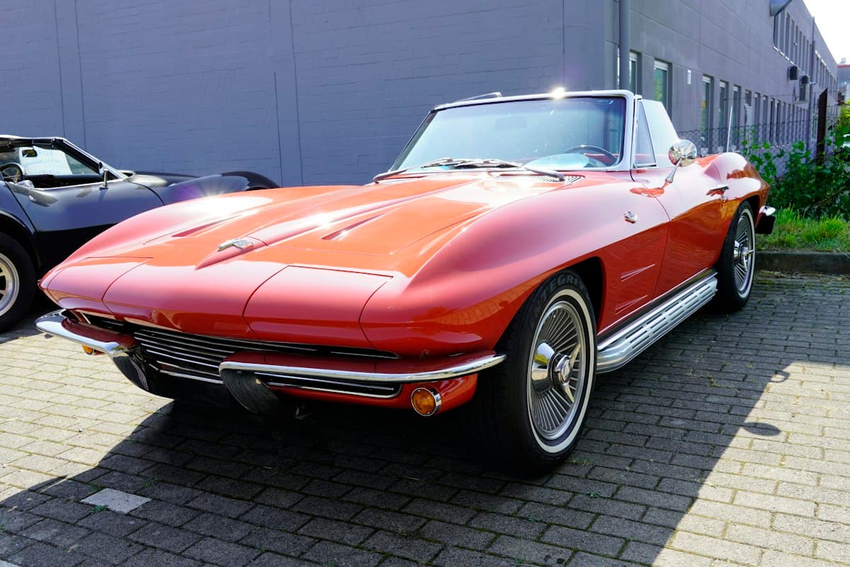 Chevrolet Corvette C2 Chevrolet Corvette C2, Modellporträt