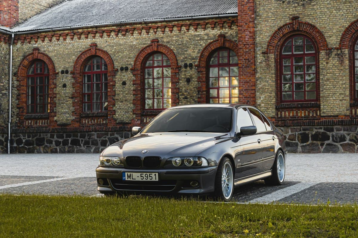 BMW E39: Der 5er mit dem Aluminiumfahrwerk (1995–2004) BMW E39: Der 5er mit dem Aluminiumfahrwerk (1995–2004), Bild zum Zitat