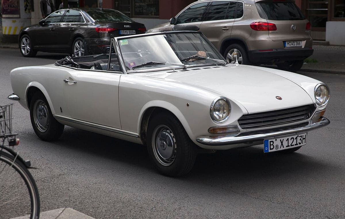 Fiat 124 Spider als Roadster Fiat 124 Spider als Roadster