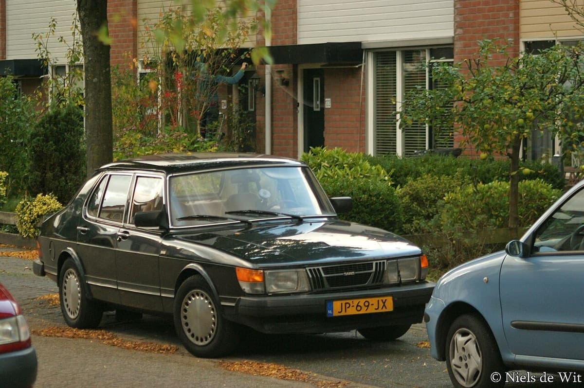 Saab 900 I als Limousine Saab 900 I als Limousine