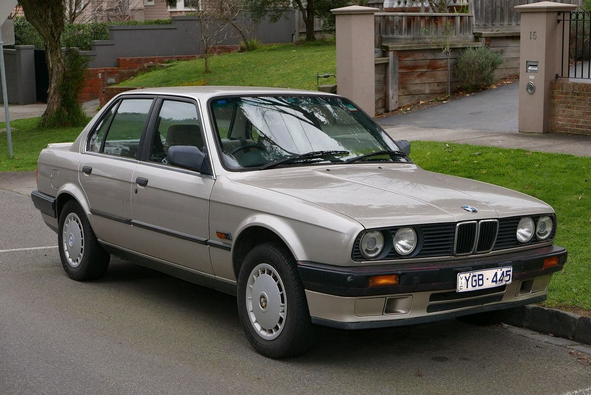 BMW E30 als Limousine BMW E30 als Limousine
