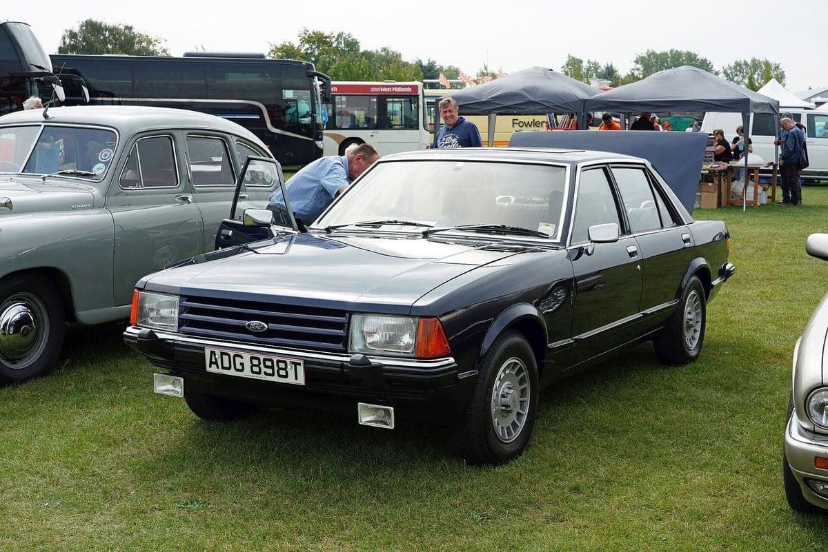 Ford Granada II als Limousine Ford Granada II als Limousine