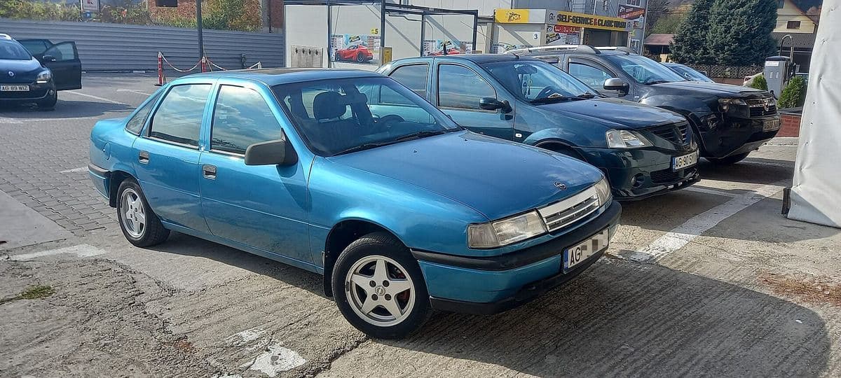 Opel Vectra A als Limousine Opel Vectra A als Limousine