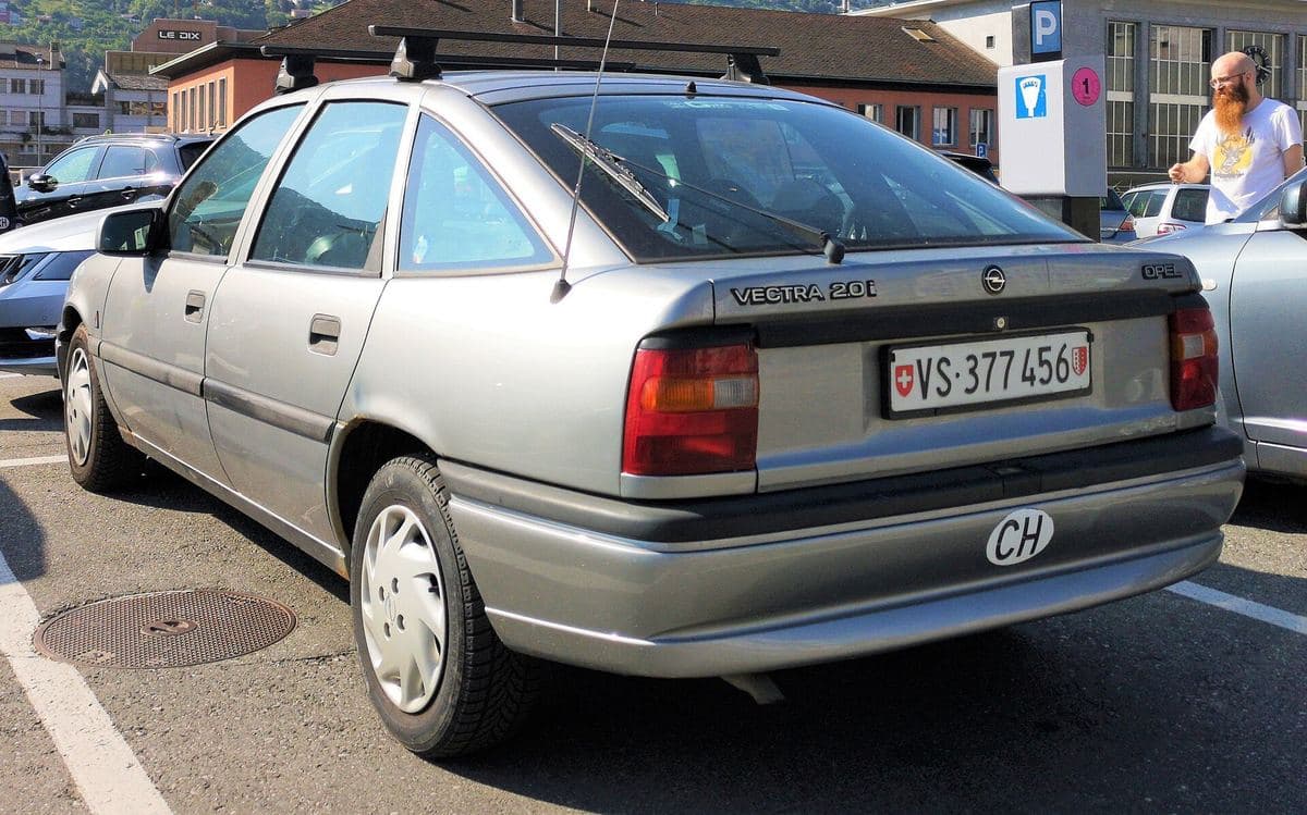 Opel Vectra A als Schrägheck Opel Vectra A als Schrägheck