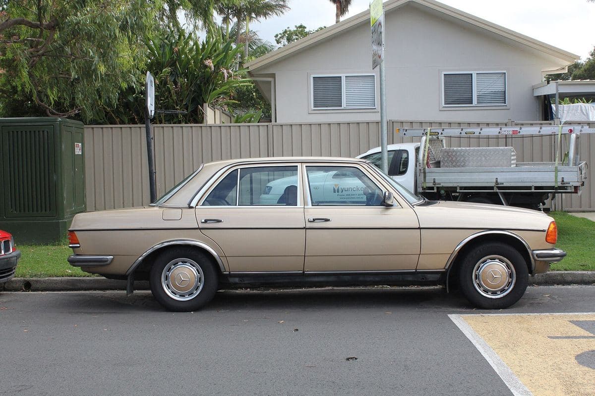 Mercedes-Benz W123 als Limousine Mercedes-Benz W123 als Limousine