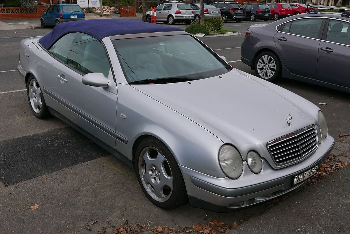 Mercedes-Benz W208 als Cabriolet Mercedes-Benz W208 als Cabriolet